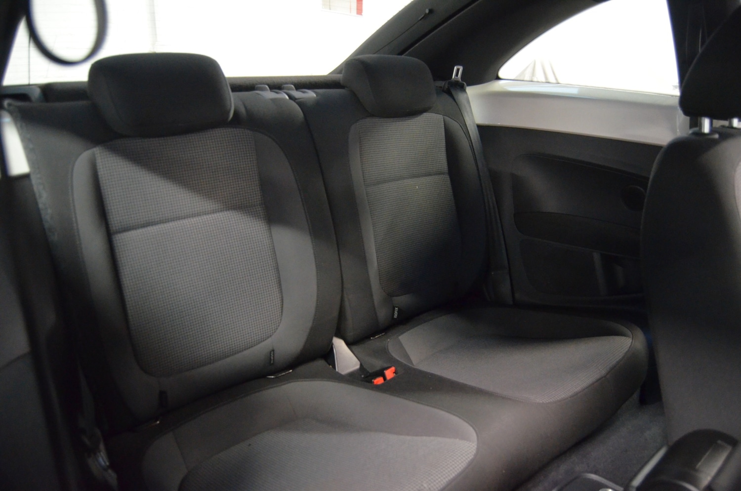 Used Volkswagen Beetle 2012 for sale - 77186602: Photo 21