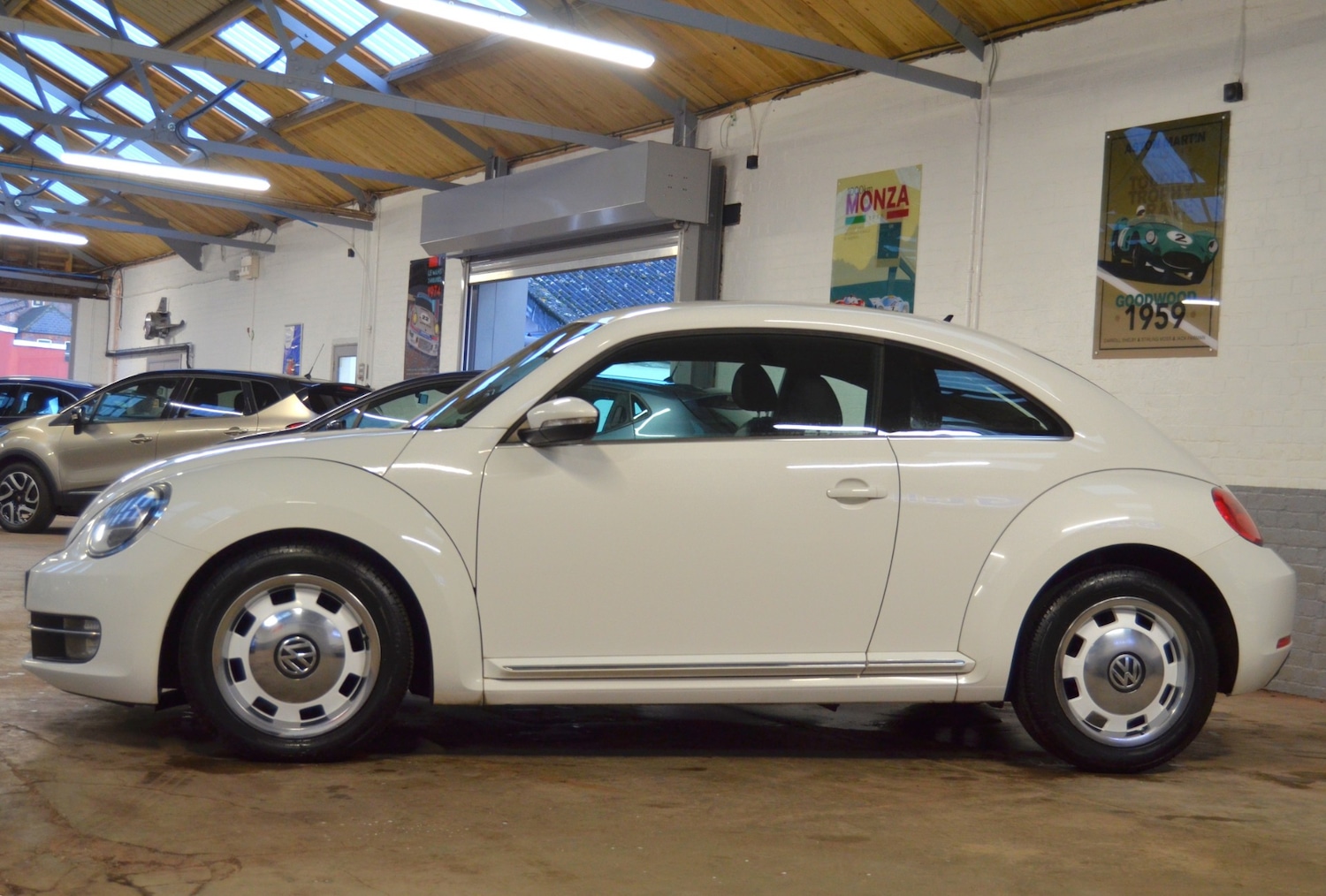 Used Volkswagen Beetle 2012 for sale - 77186602: Photo 7