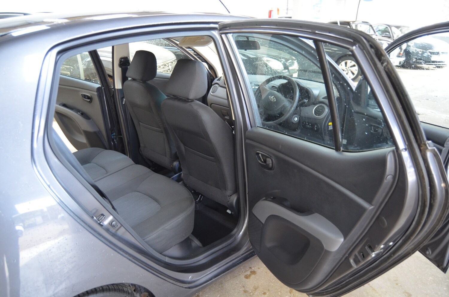 Used Hyundai i10 2012 for sale - 78025827: Photo 10