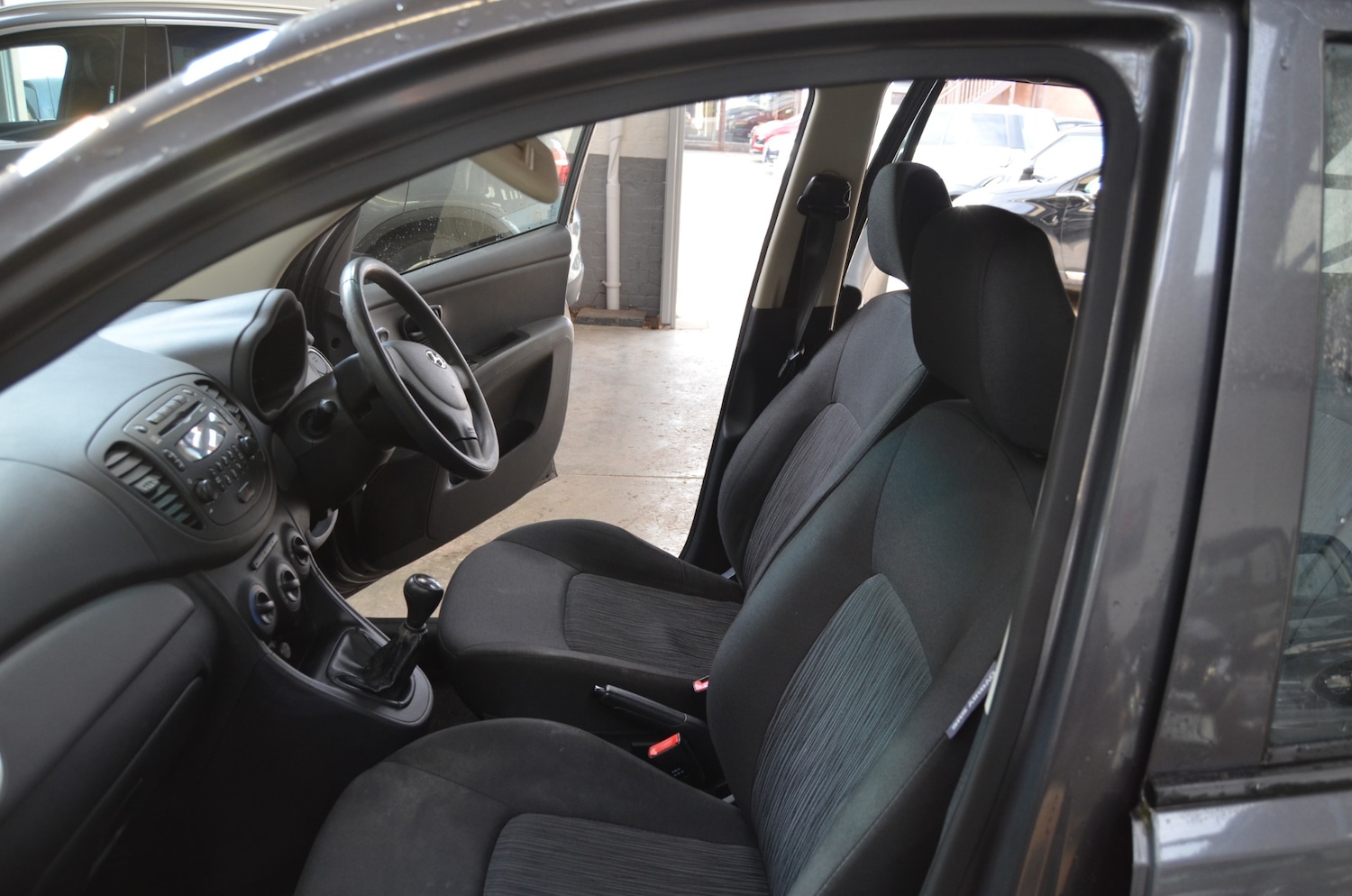 Used Hyundai i10 2012 for sale - 78025827: Photo 19