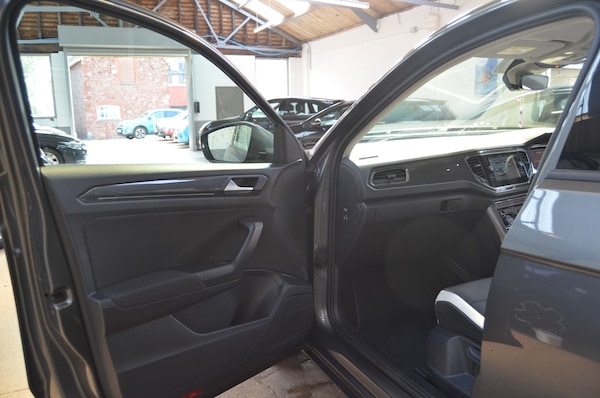 Used Volkswagen T-Roc 2021 for sale - 75673275: Photo 19