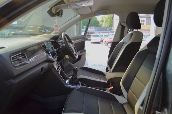 Used Volkswagen T-Roc 2021 for sale - 75673275: Photo 20