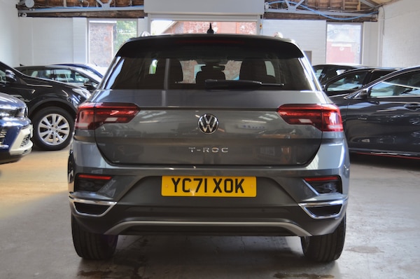 Used Volkswagen T-Roc 2021 for sale - 75673275: Photo 6