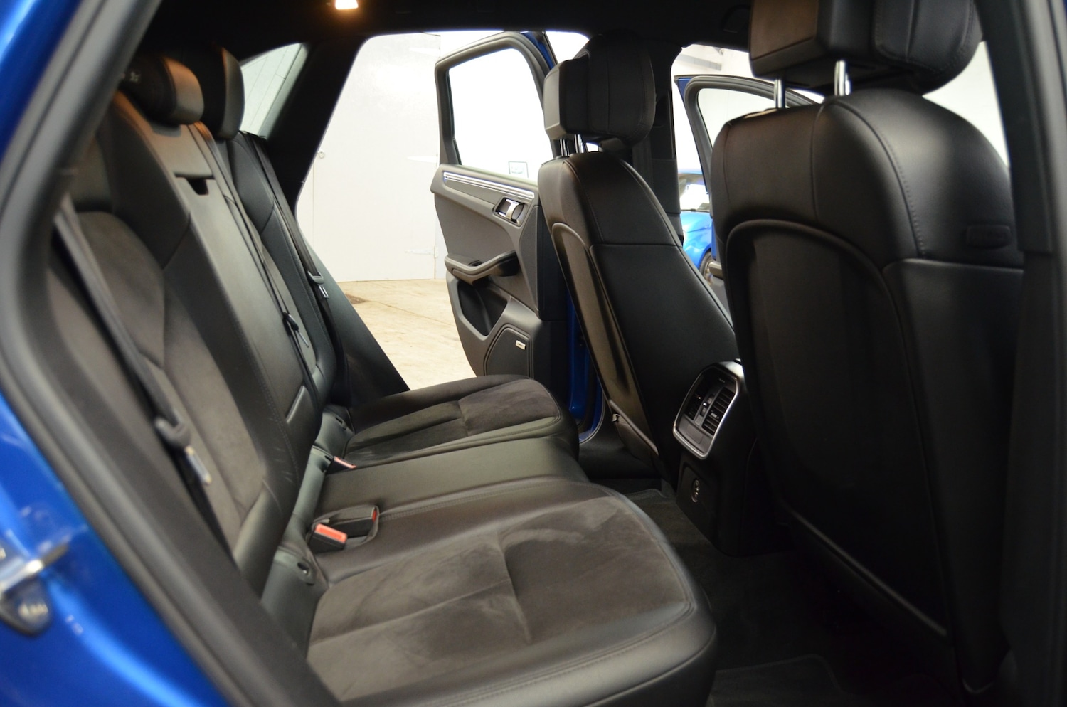 Used Porsche Macan 2018 for sale - 77616127: Photo 16