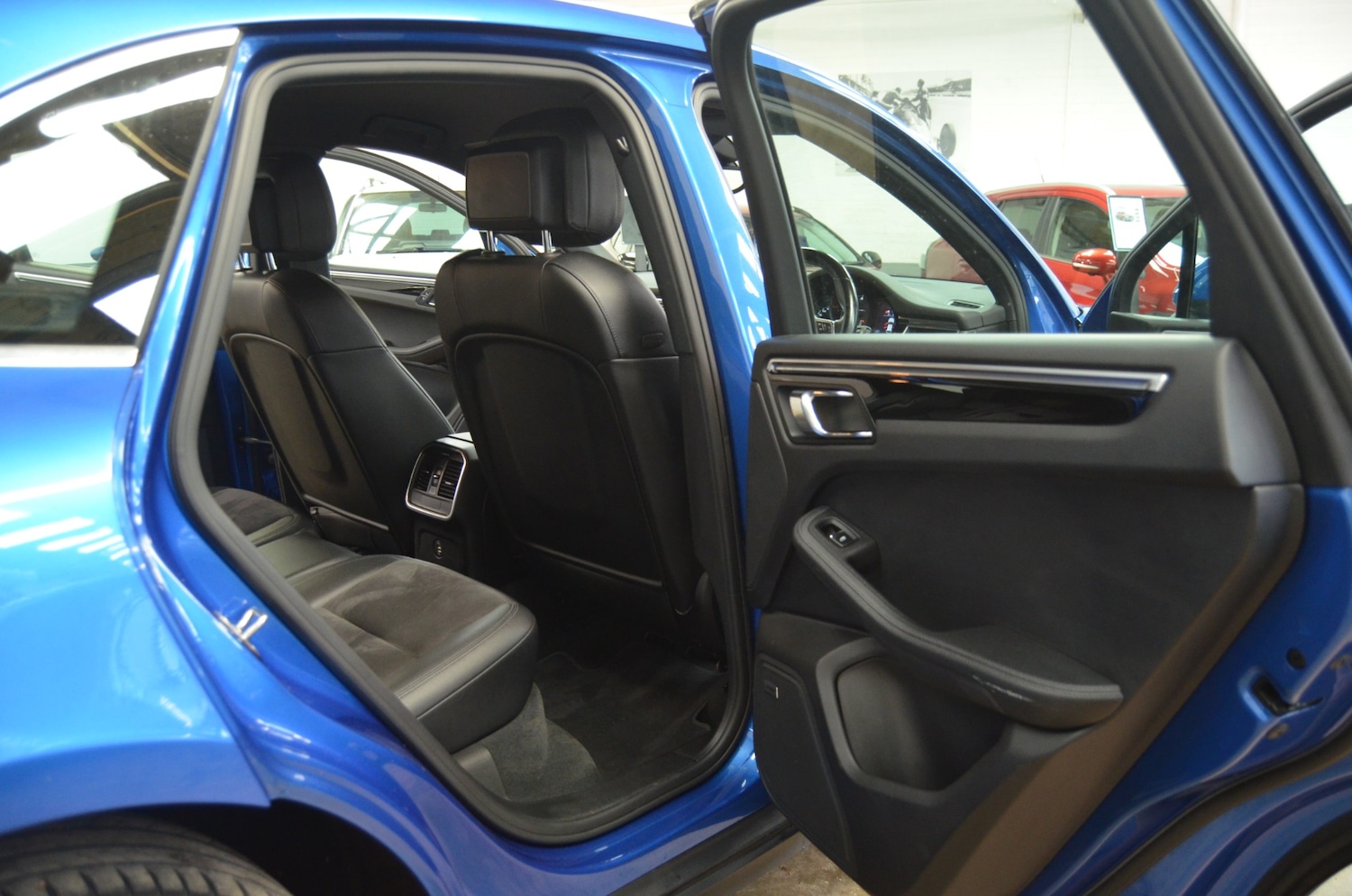 Used Porsche Macan 2018 for sale - 77616127: Photo 17