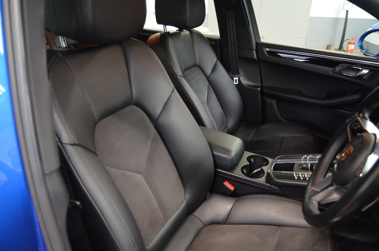 Used Porsche Macan 2018 for sale - 77616127: Photo 22