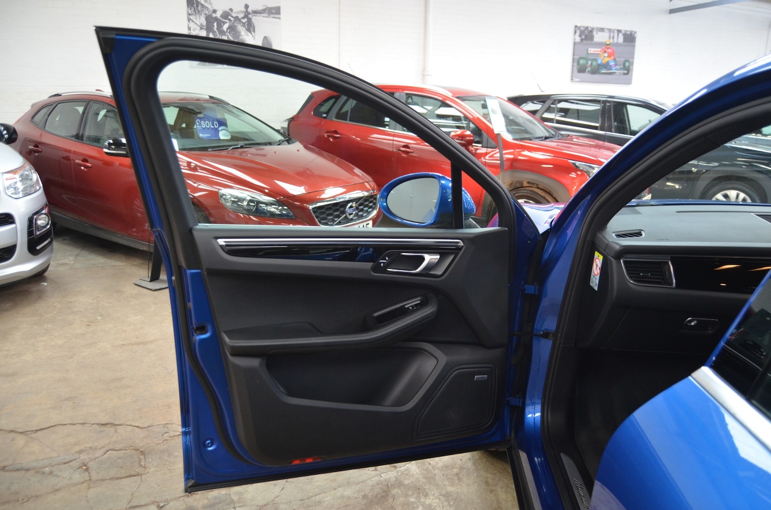 Used Porsche Macan 2018 for sale - 77616127: Photo 27