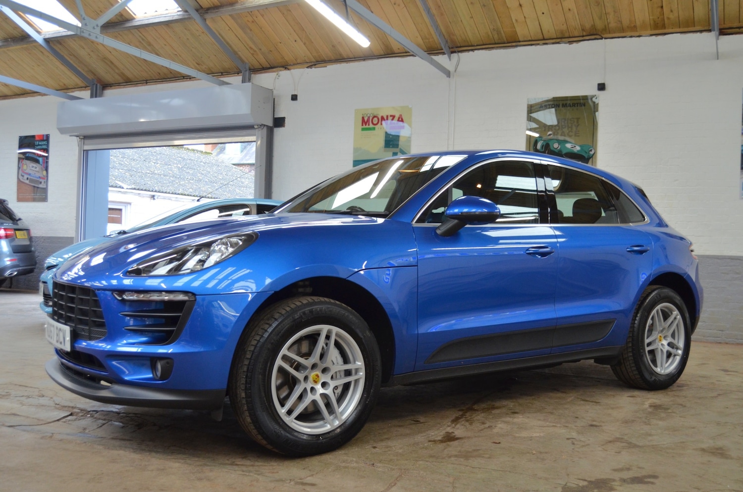 Used Porsche Macan 2018 for sale - 77616127: Photo 3