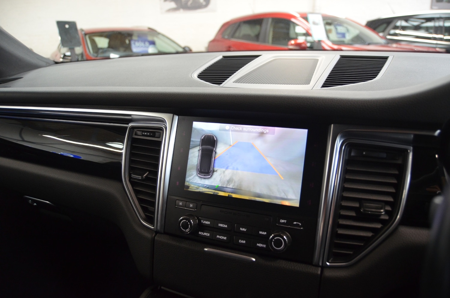 Used Porsche Macan 2018 for sale - 77616127: Photo 33