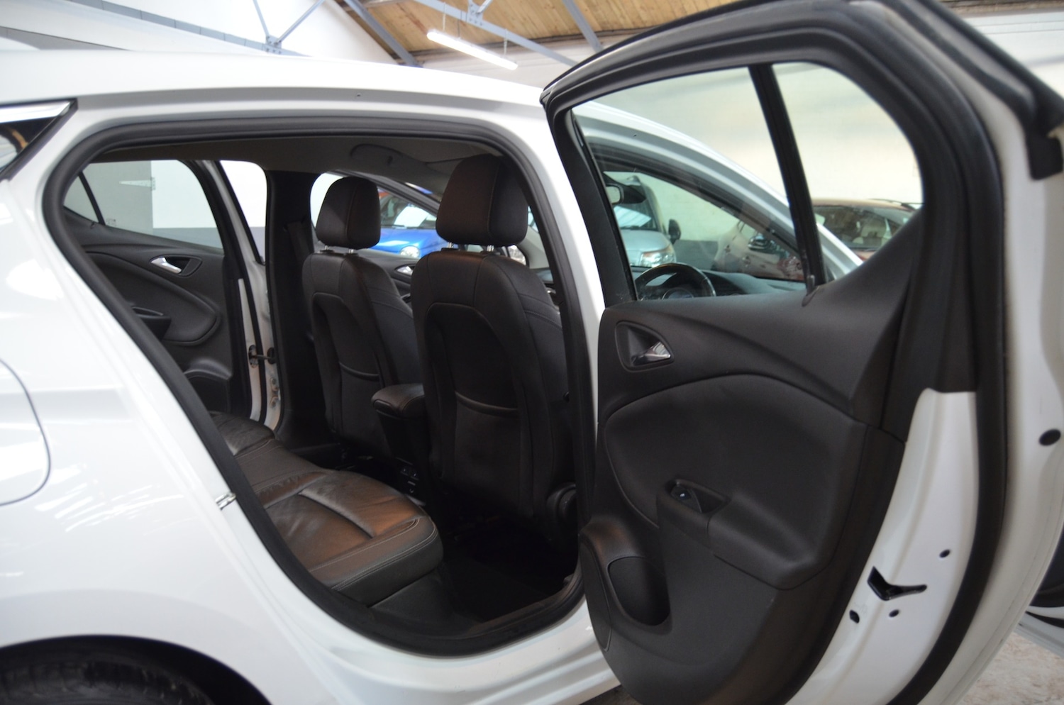 Used Vauxhall Astra 2018 for sale - 77541227: Photo 10