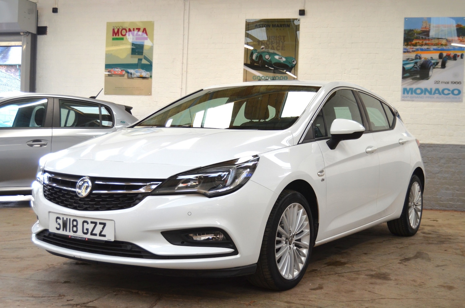 Used Vauxhall Astra 2018 for sale - 77541227: Photo 3