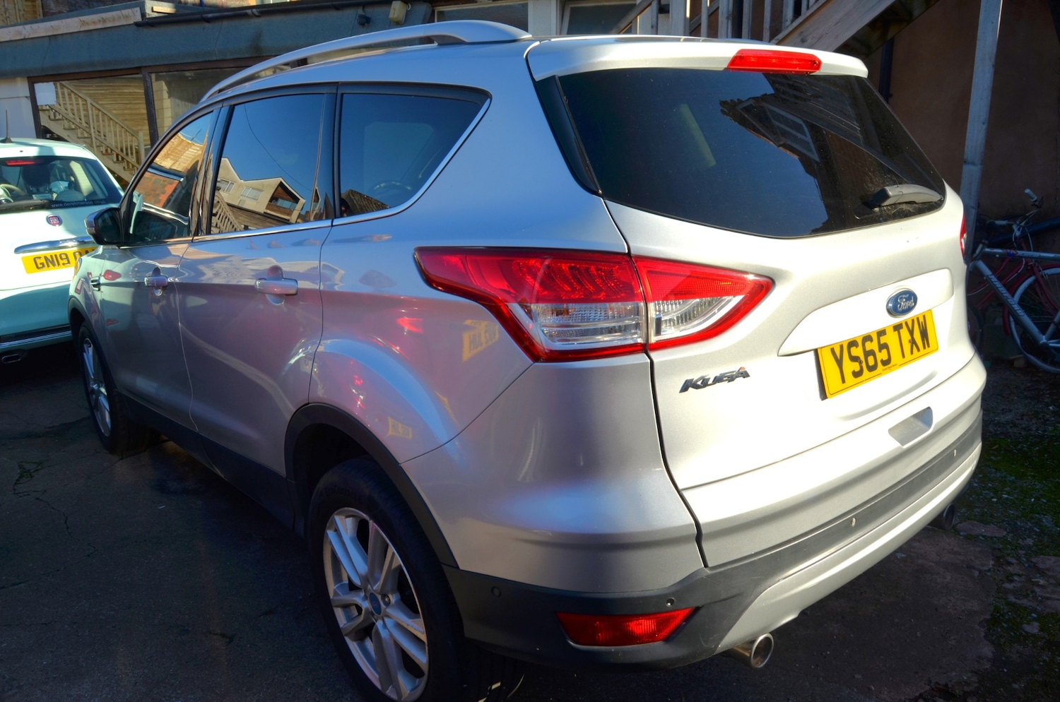 Used Ford Kuga 2015 for sale - 75794940: Photo 4