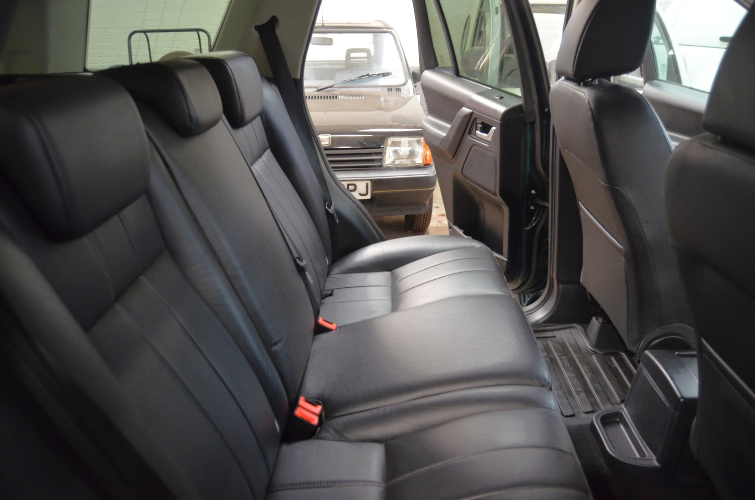 Used Land Rover Freelander 2013 for sale - 76817929: Photo 10