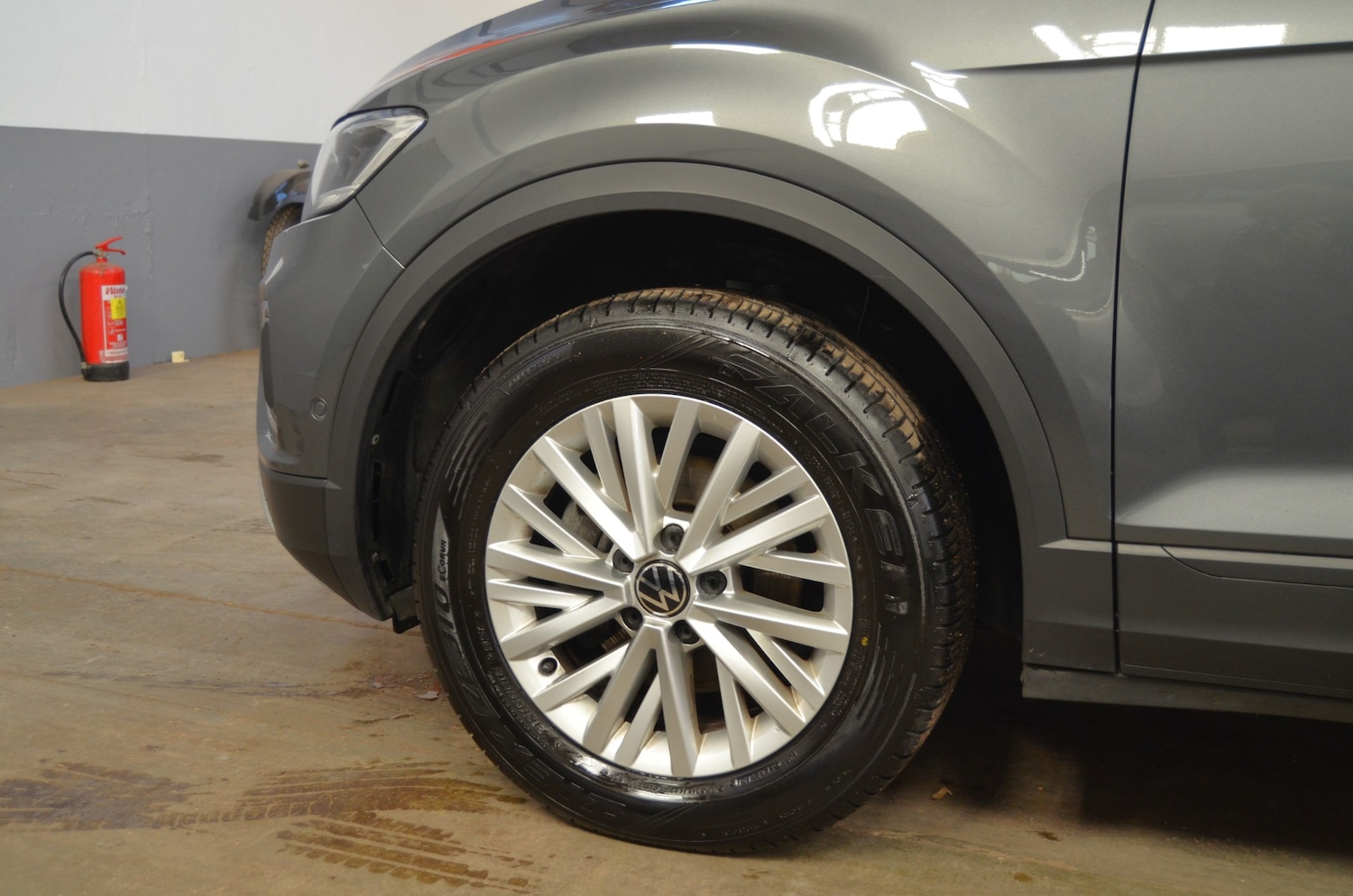 Used Volkswagen T-Roc 2023 for sale - 76719772: Photo 10