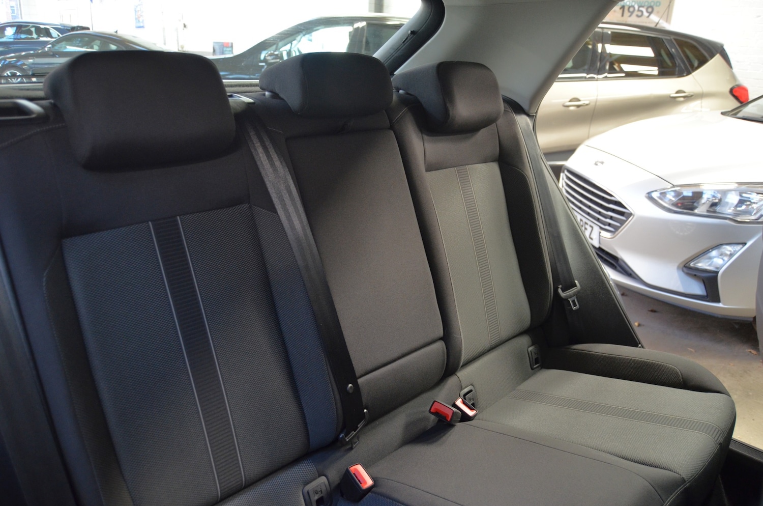 Used Volkswagen T-Roc 2023 for sale - 76719772: Photo 16