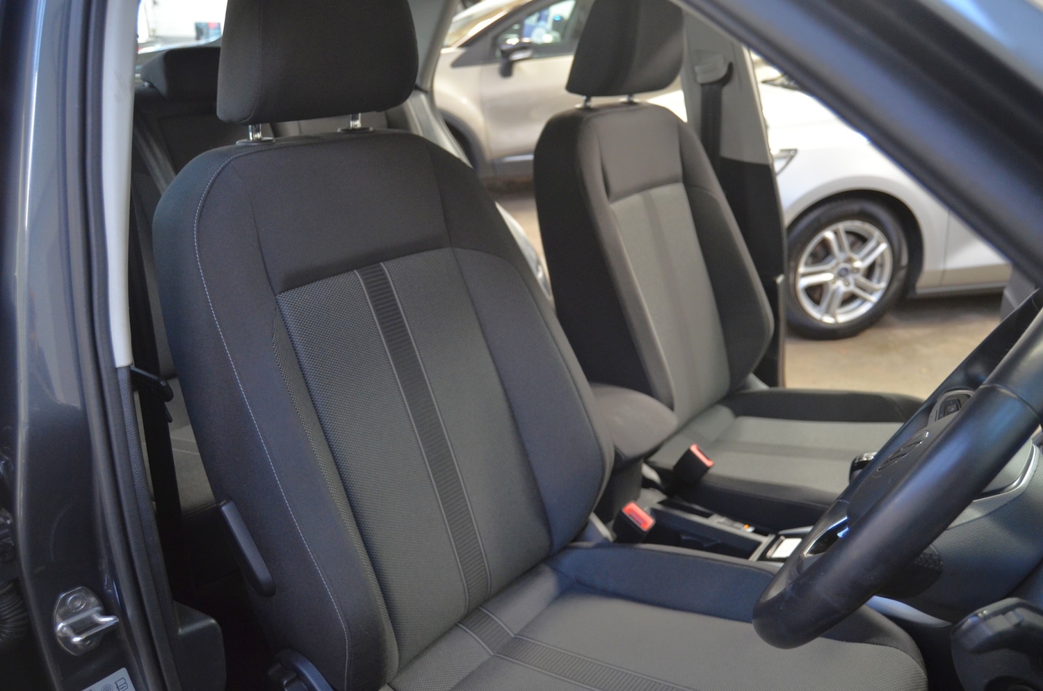 Used Volkswagen T-Roc 2023 for sale - 76719772: Photo 20