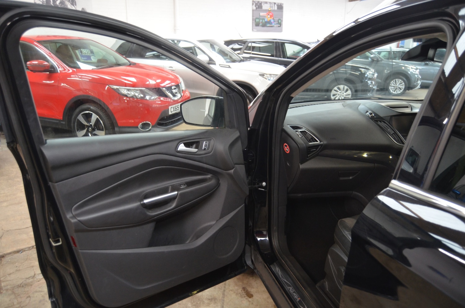 Used Ford Kuga 2016 for sale - 77528137: Photo 16