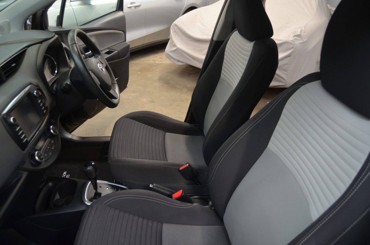 Used Toyota Yaris 2018 for sale - 76957059: Photo 15