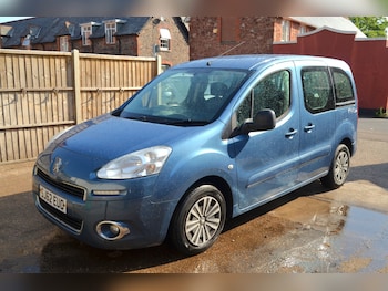 Used Peugeot Partner Tepee 2012 for sale - 78708396: Photo