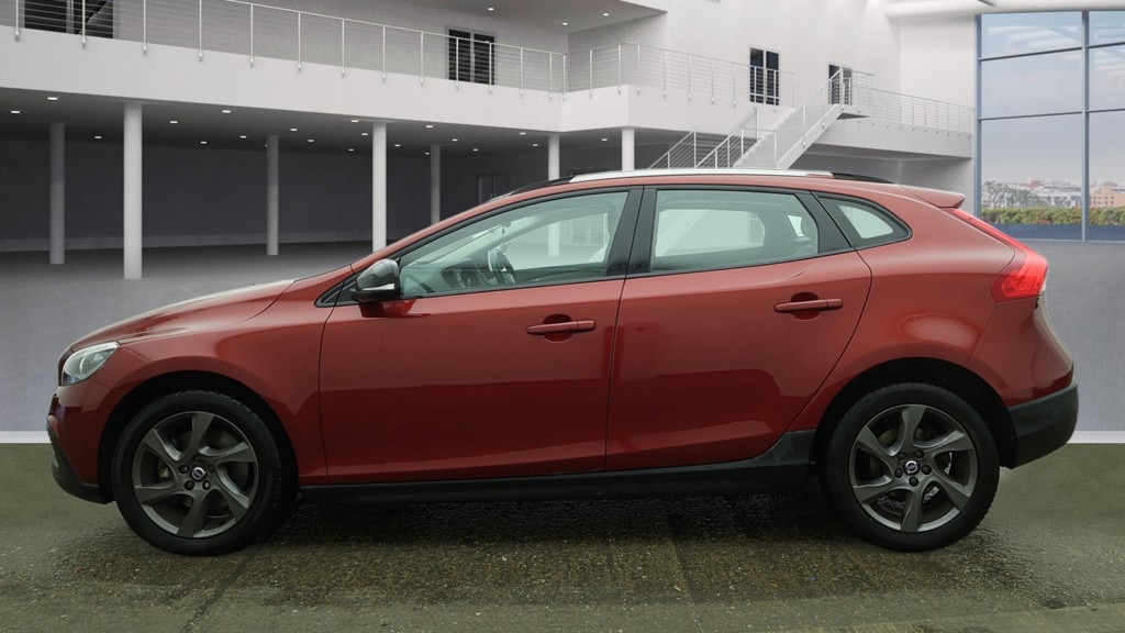 Used Volvo V40 2016 for sale - 77462181: Photo 6