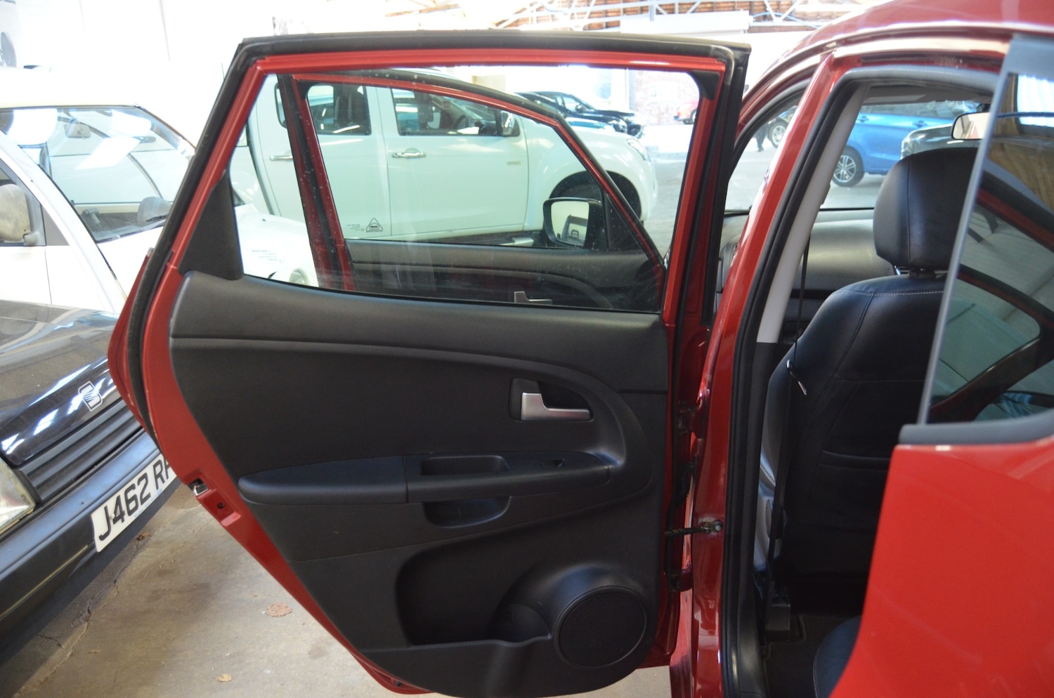 Used Kia Venga 2013 for sale - 76791319: Photo 14