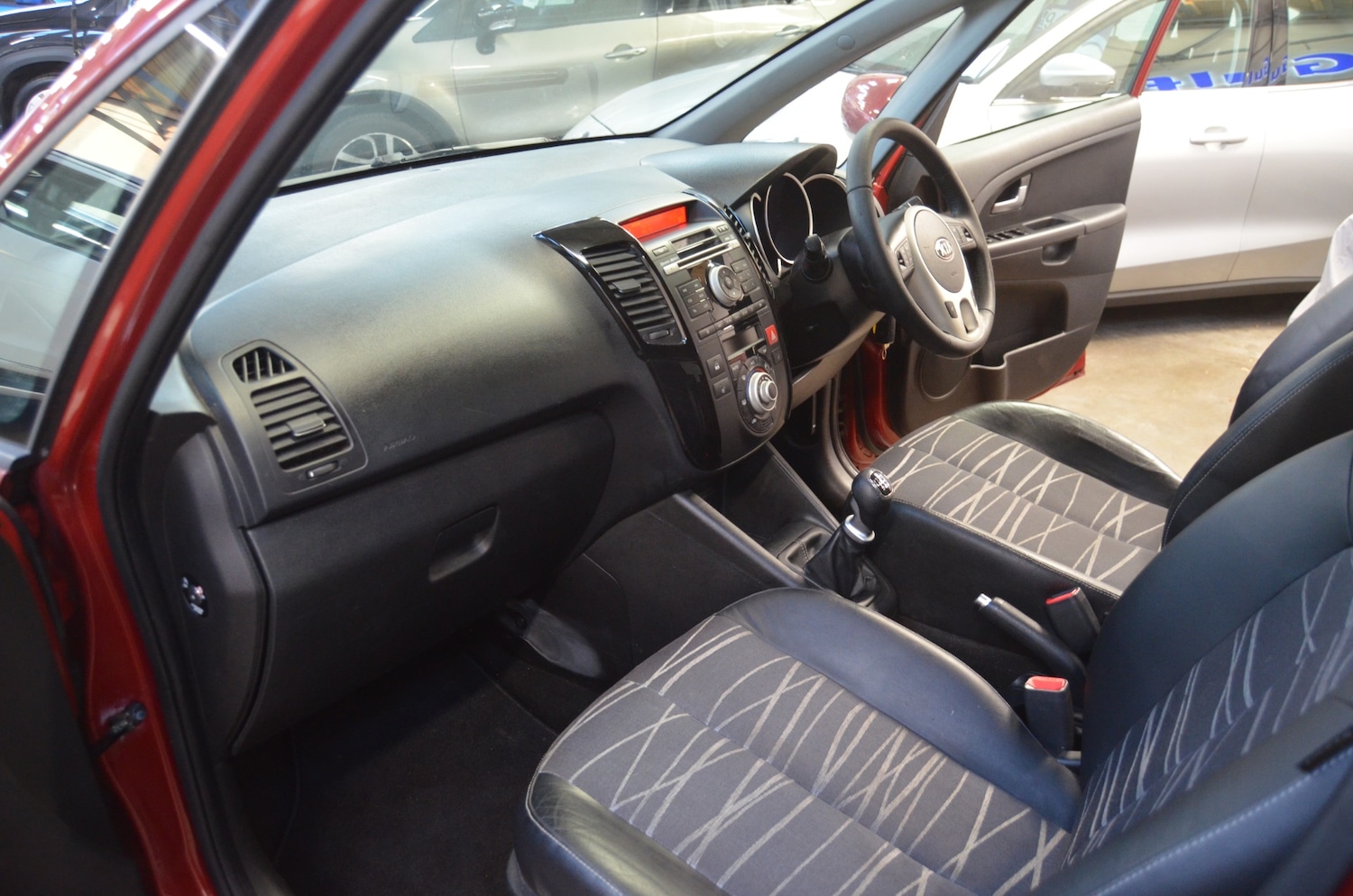 Used Kia Venga 2013 for sale - 76791319: Photo 17