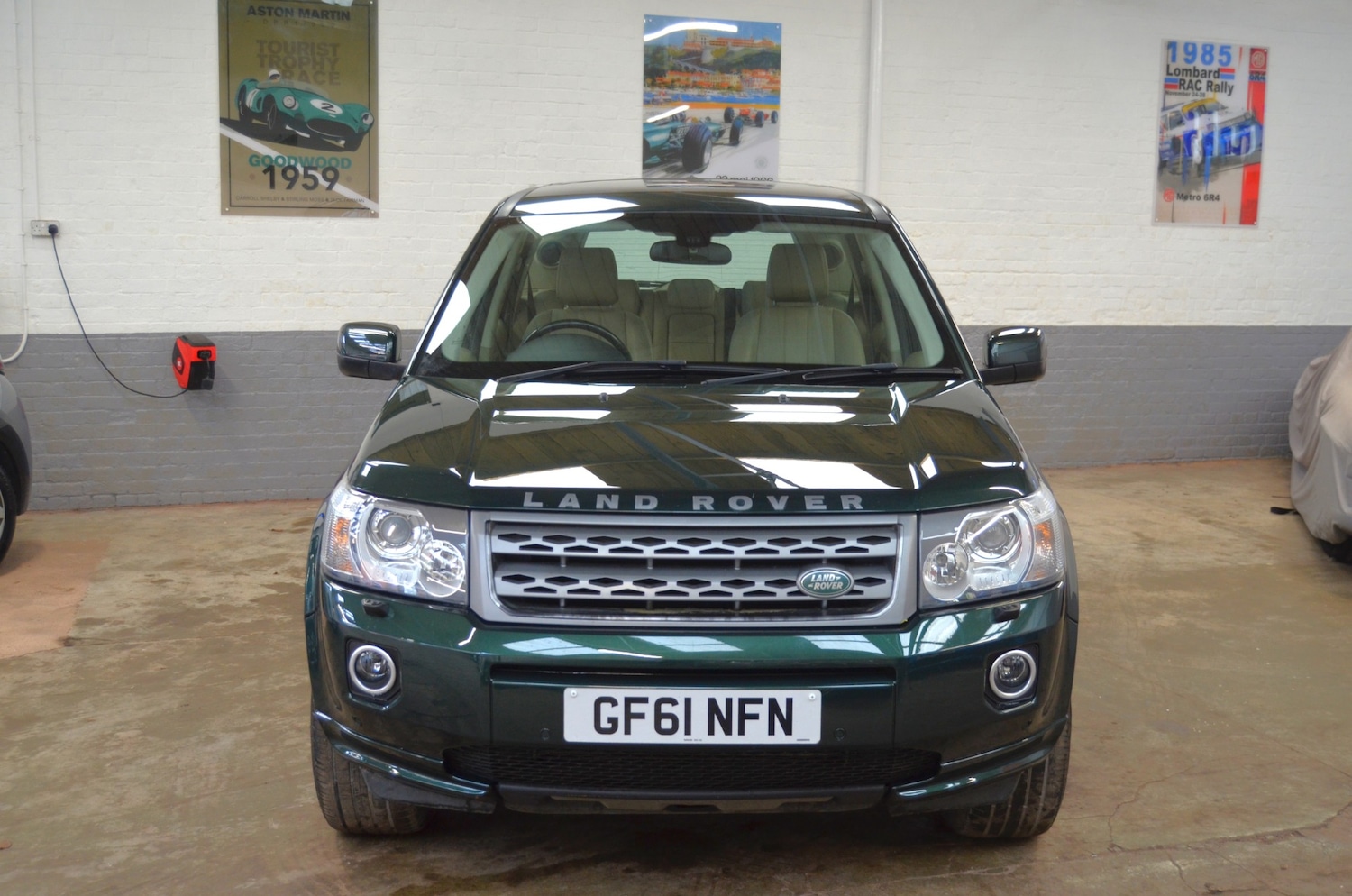Used Land Rover Freelander 2011 for sale - 77247614: Photo 2