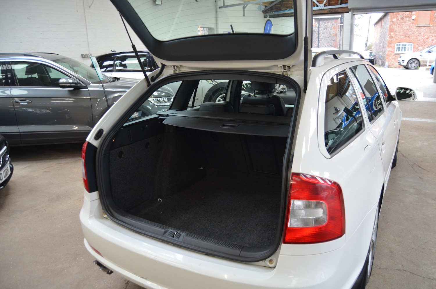 Used Skoda Octavia 2011 for sale - 77844590: Photo 7