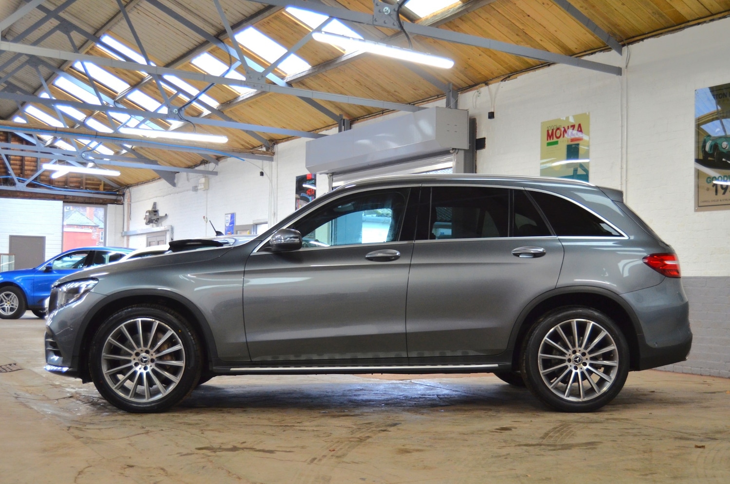 Used Mercedes-Benz GLC 2018 for sale - 77591060: Photo 9