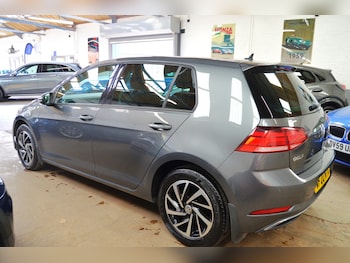 Used Volkswagen Golf 2020 for sale - 78903240: Photo