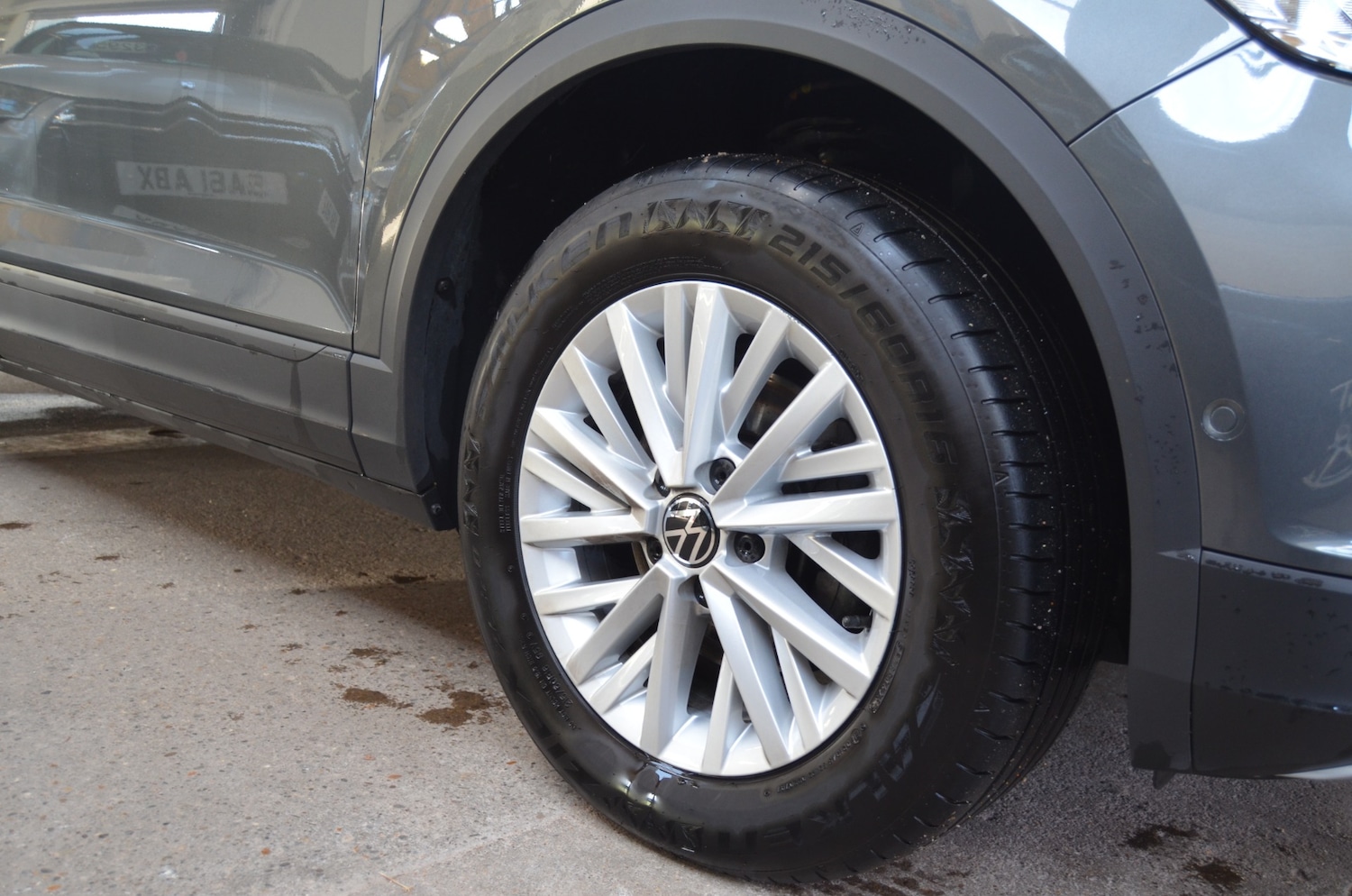 Used Volkswagen T-Roc 2023 for sale - 76330157: Photo 10
