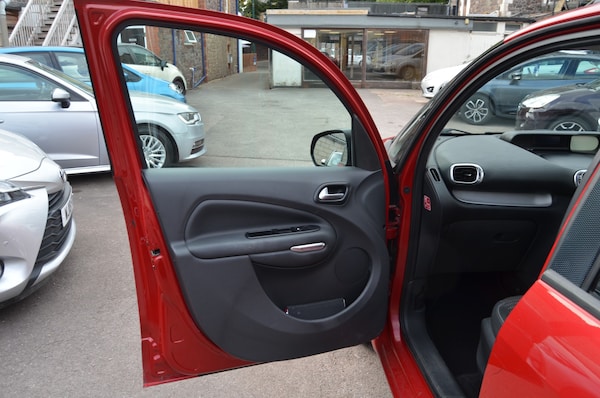 Used Citroen C3 Picasso 2015 for sale - 75567645: Photo 15