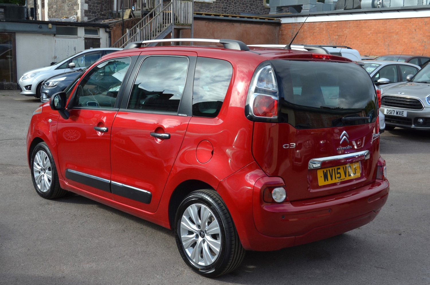 Vehicle 4