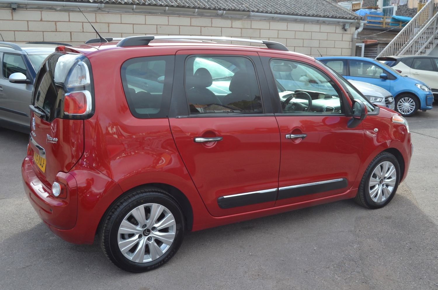 Vehicle 6