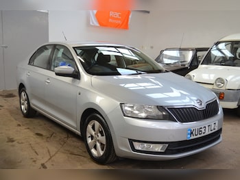 Used Skoda Rapid 2014 for sale - 76958234: Photo