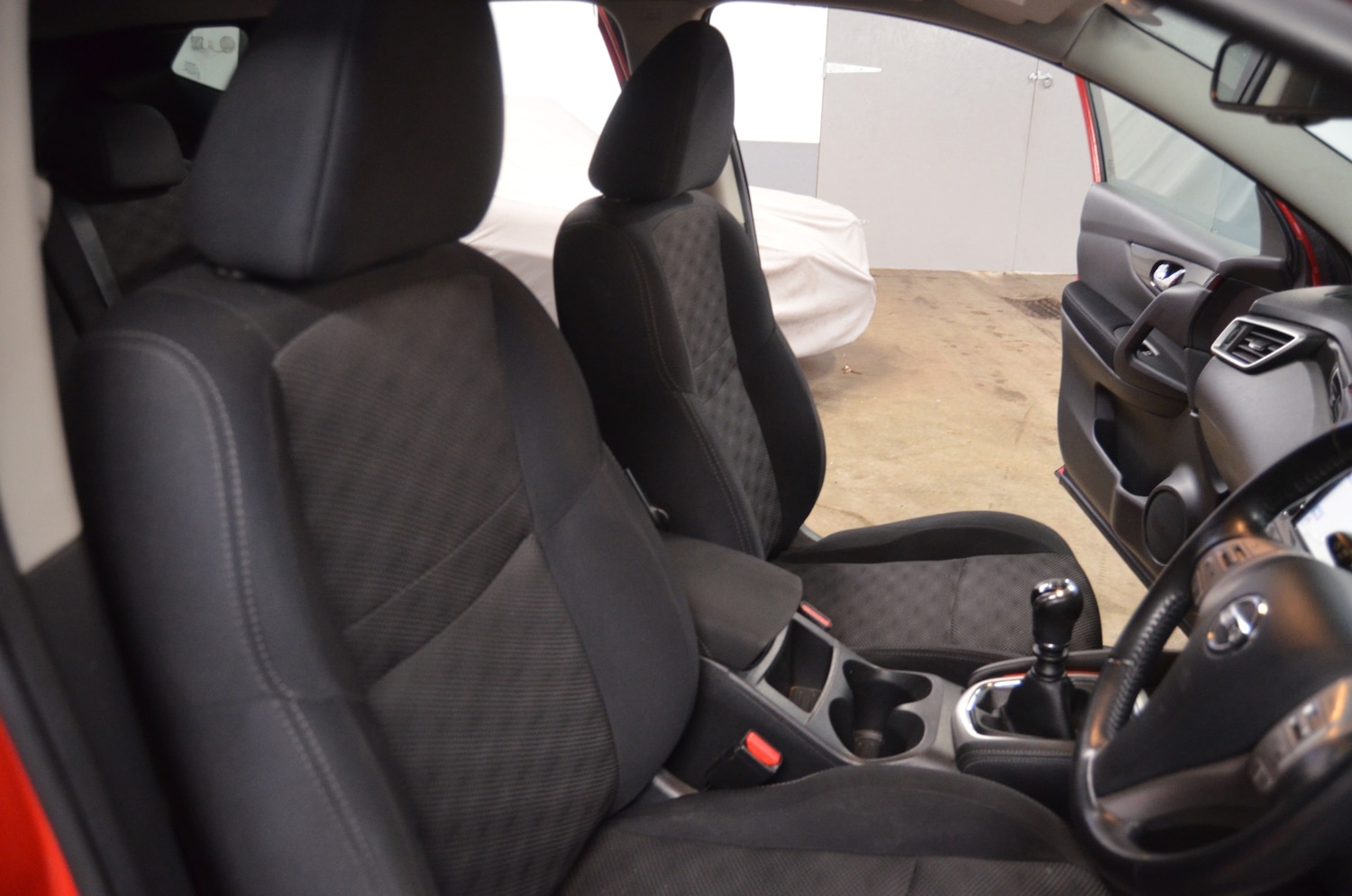 Used Nissan Qashqai 2015 for sale - 77420640: Photo 14