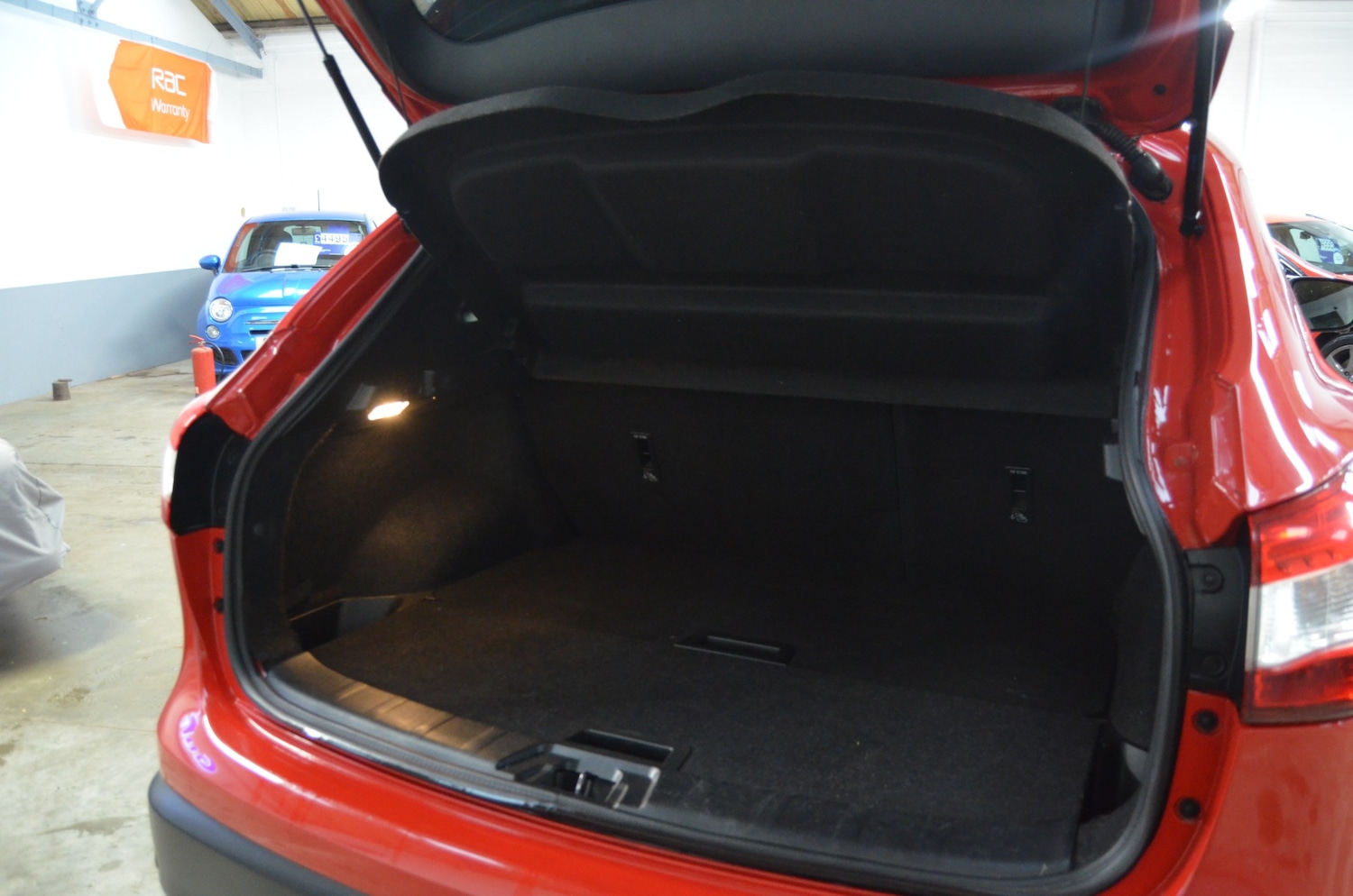 Used Nissan Qashqai 2015 for sale - 77420640: Photo 7