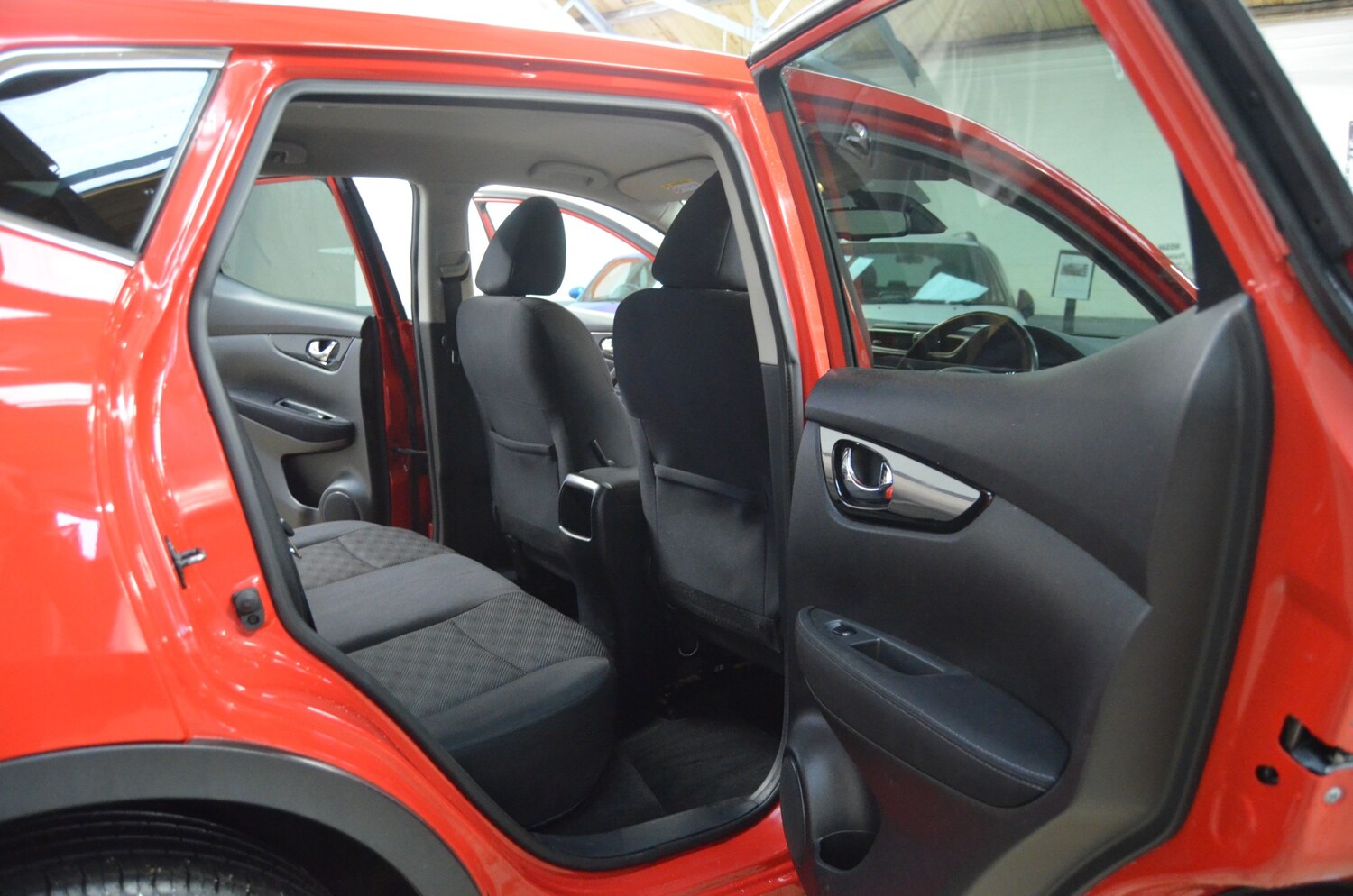 Used Nissan Qashqai 2015 for sale - 77420640: Photo 9