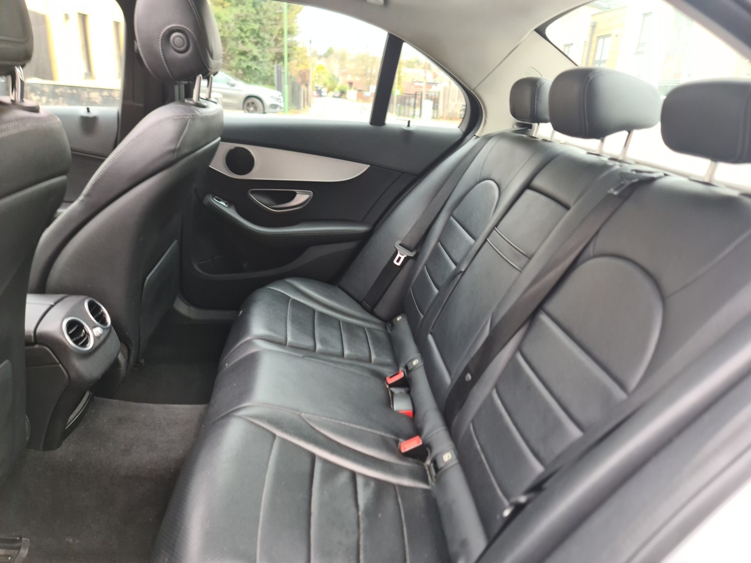 Used Mercedes-Benz C Class 2017 for sale - 78135029: Photo 9