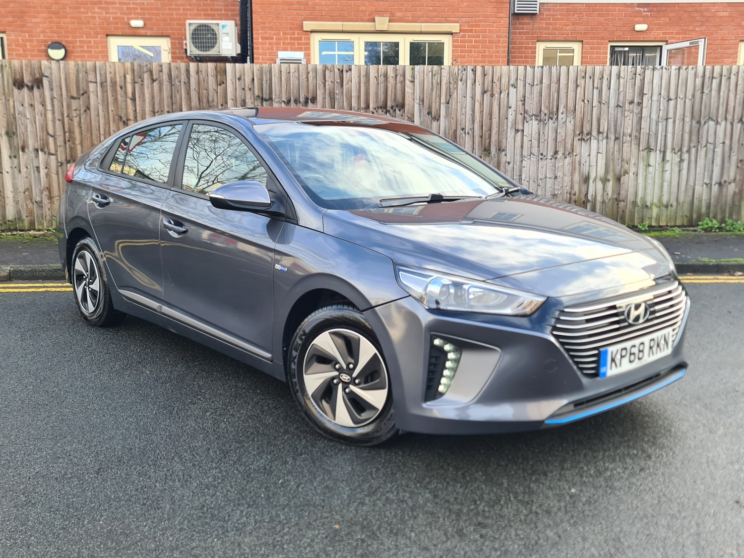 Used Hyundai IONIQ 2018 for sale - 77400199: Photo 1