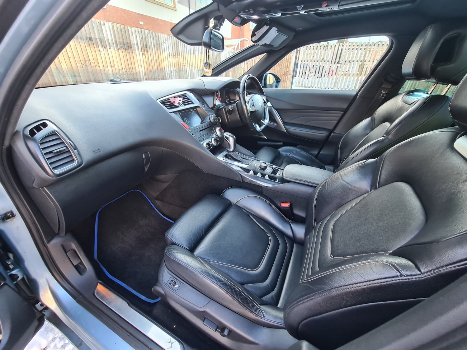 Used Citroen DS5 2012 for sale - 77165583: Photo 9