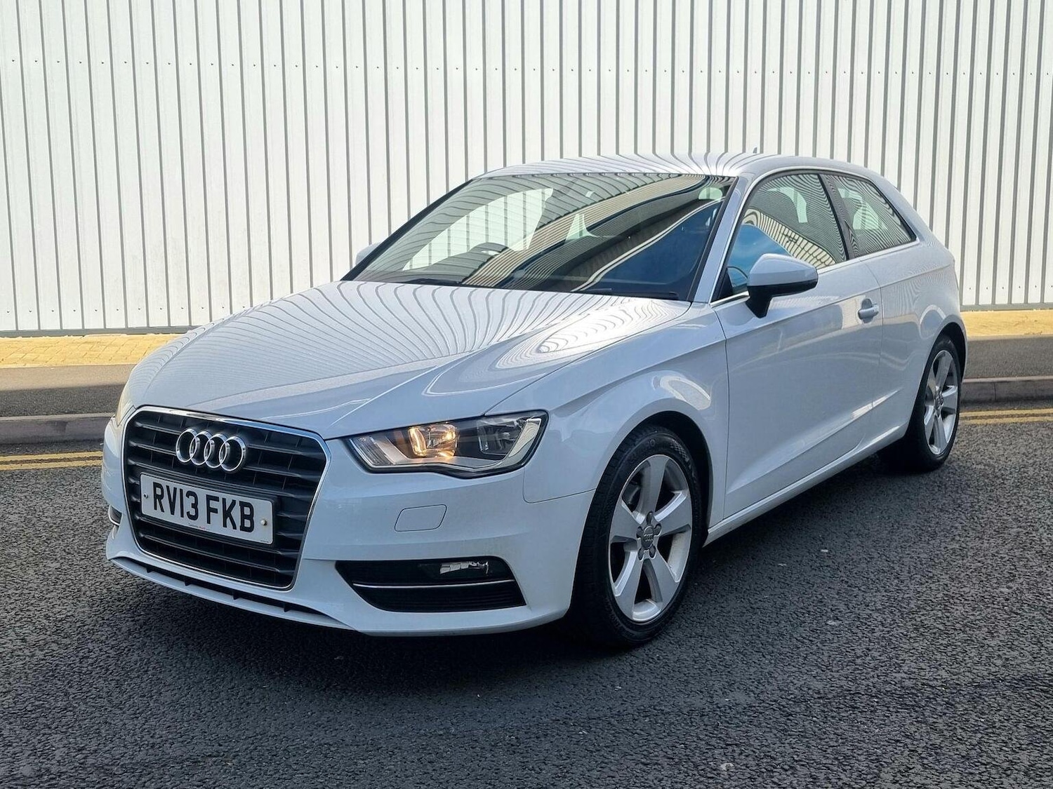 Used Audi A3 2013 for sale - 77492902: Photo 3