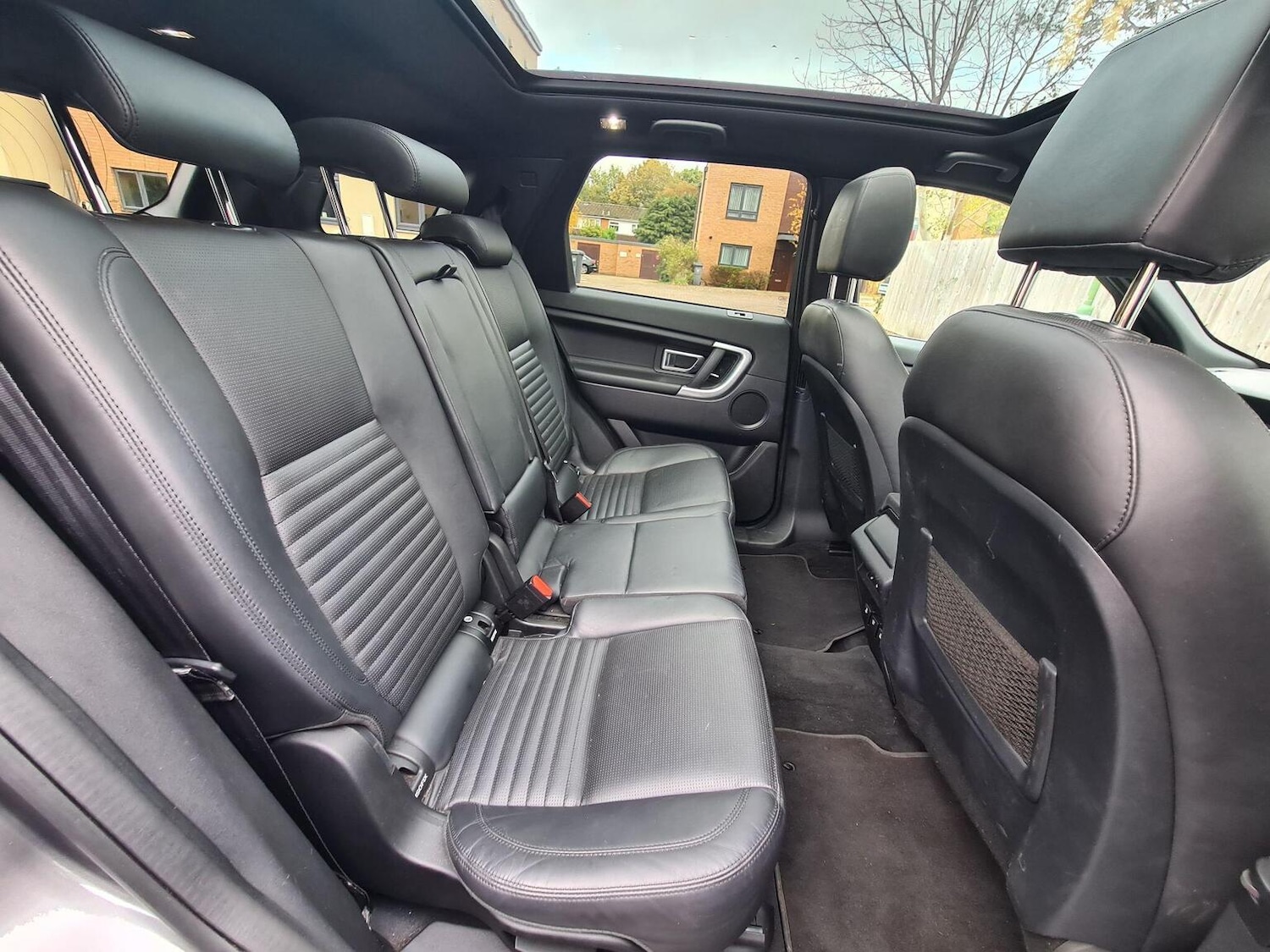 Used Land Rover Discovery Sport 2017 for sale - 76777715: Photo 11