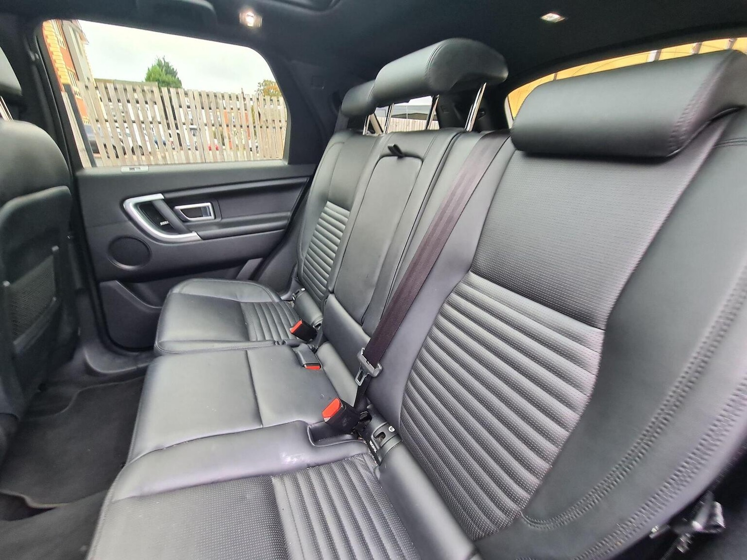 Used Land Rover Discovery Sport 2017 for sale - 76777715: Photo 12