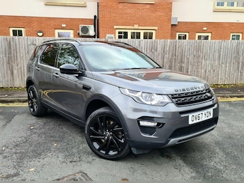 Used Land Rover Discovery Sport 2017 for sale - 76777715: Photo