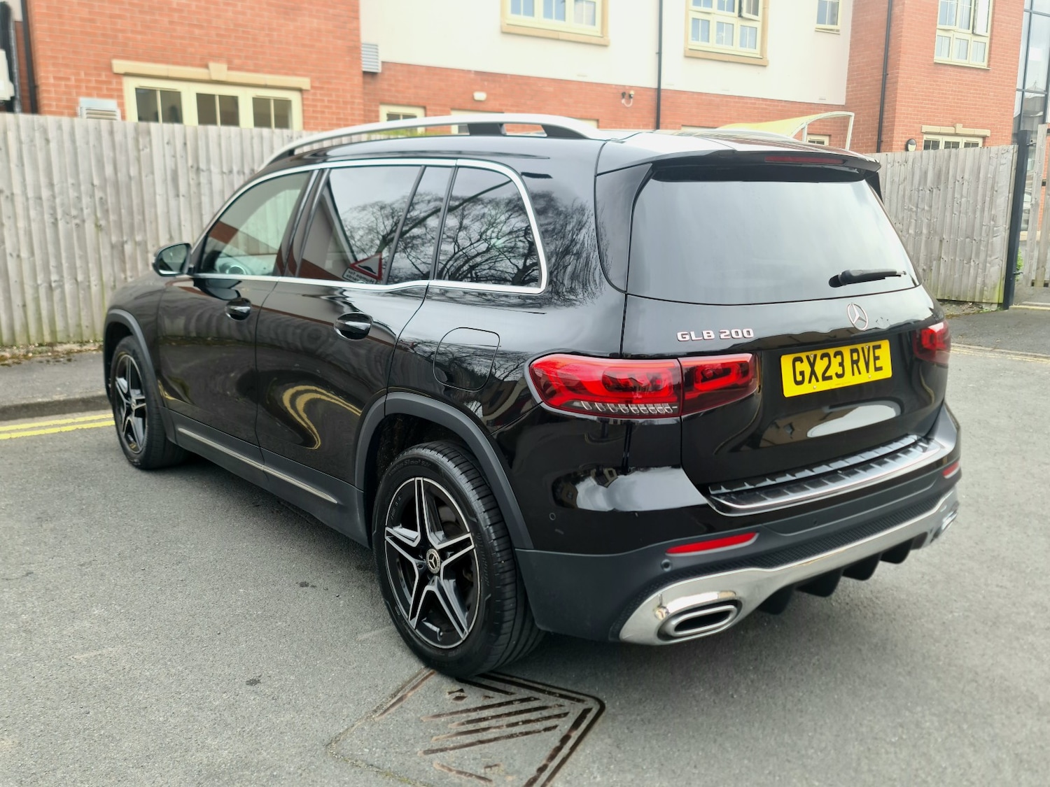 Used Mercedes-Benz GLB 2023 for sale - 77997205: Photo 12