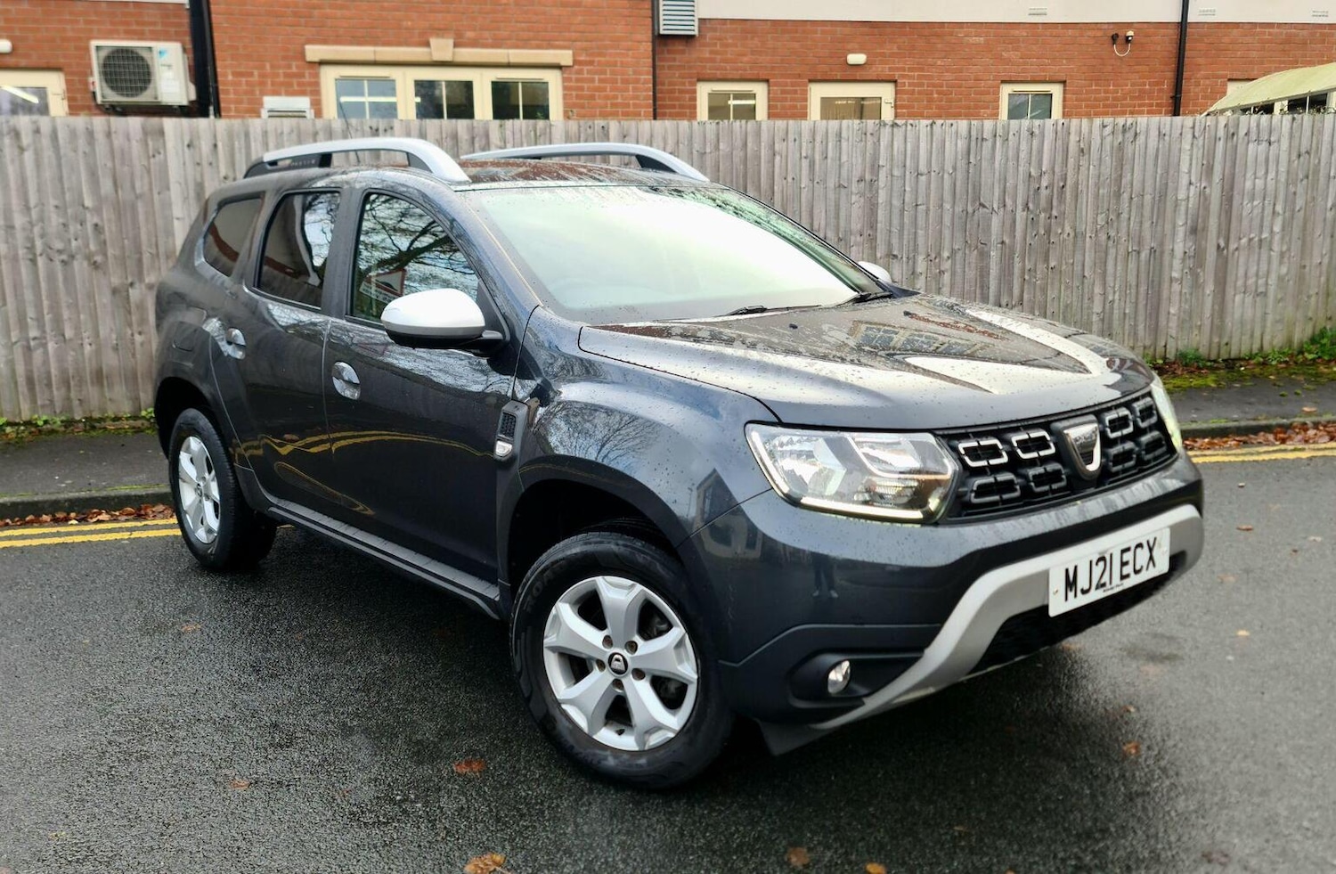 Used Dacia Duster 2021 for sale - 76777711: Photo 1