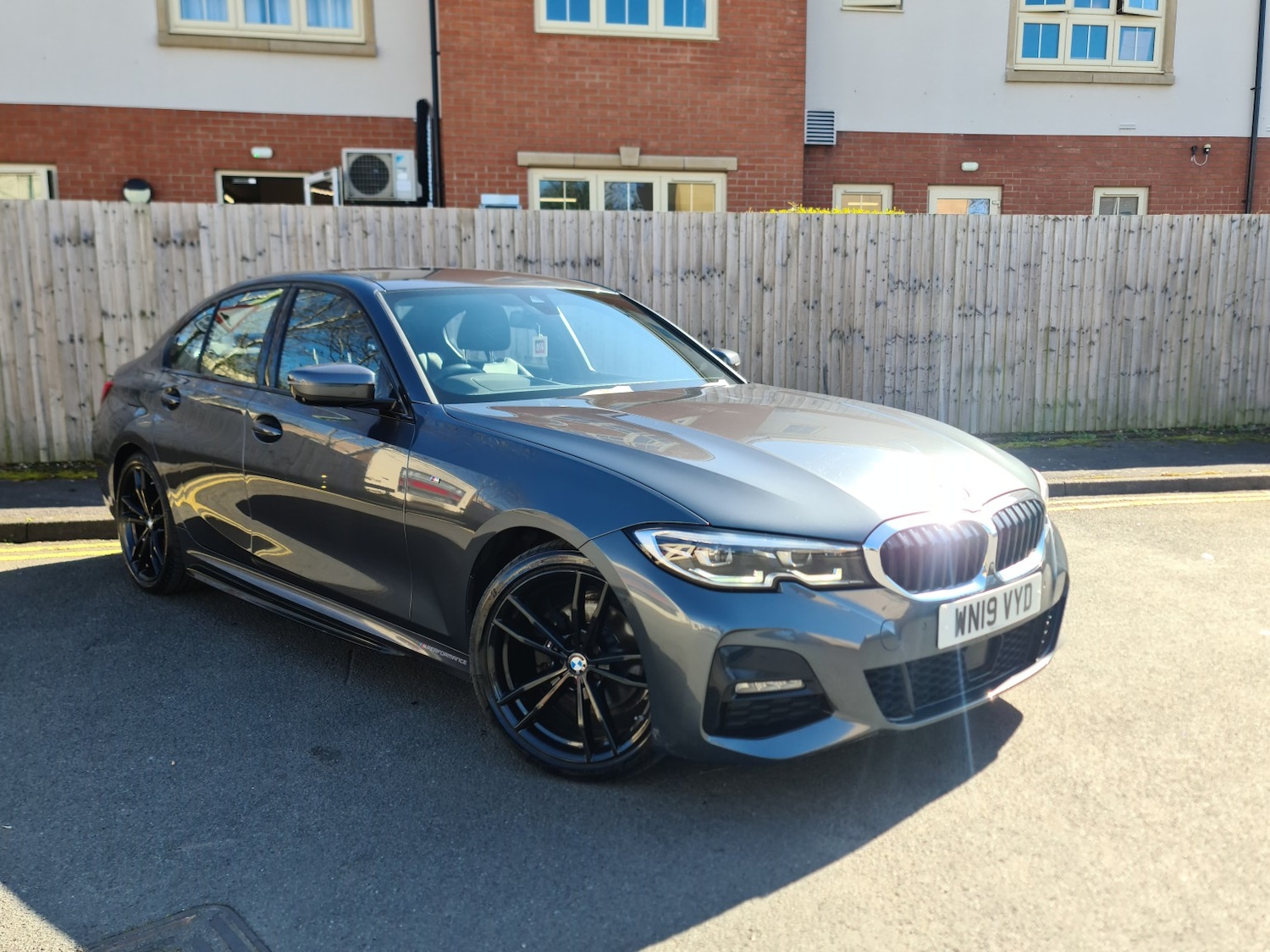 Used BMW 3 Series 2019 for sale - 77938063: Photo 2