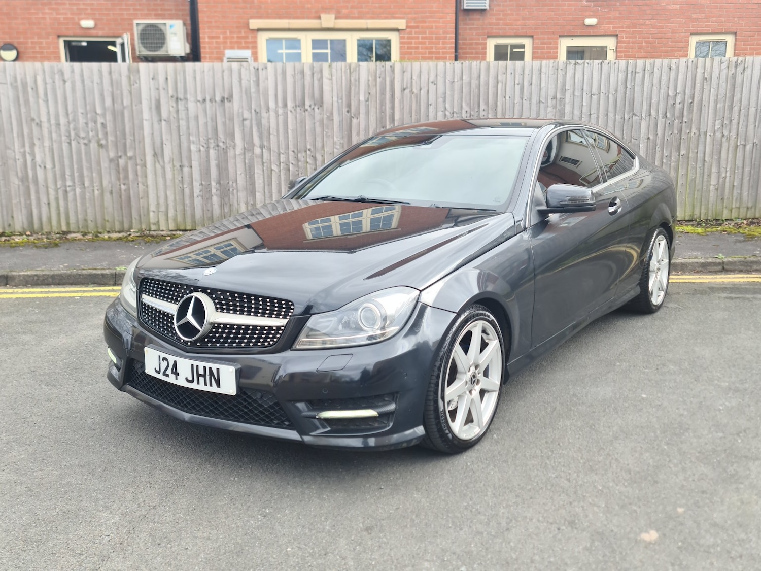 Used Mercedes-Benz C Class 2012 for sale - 77822290: Photo 3