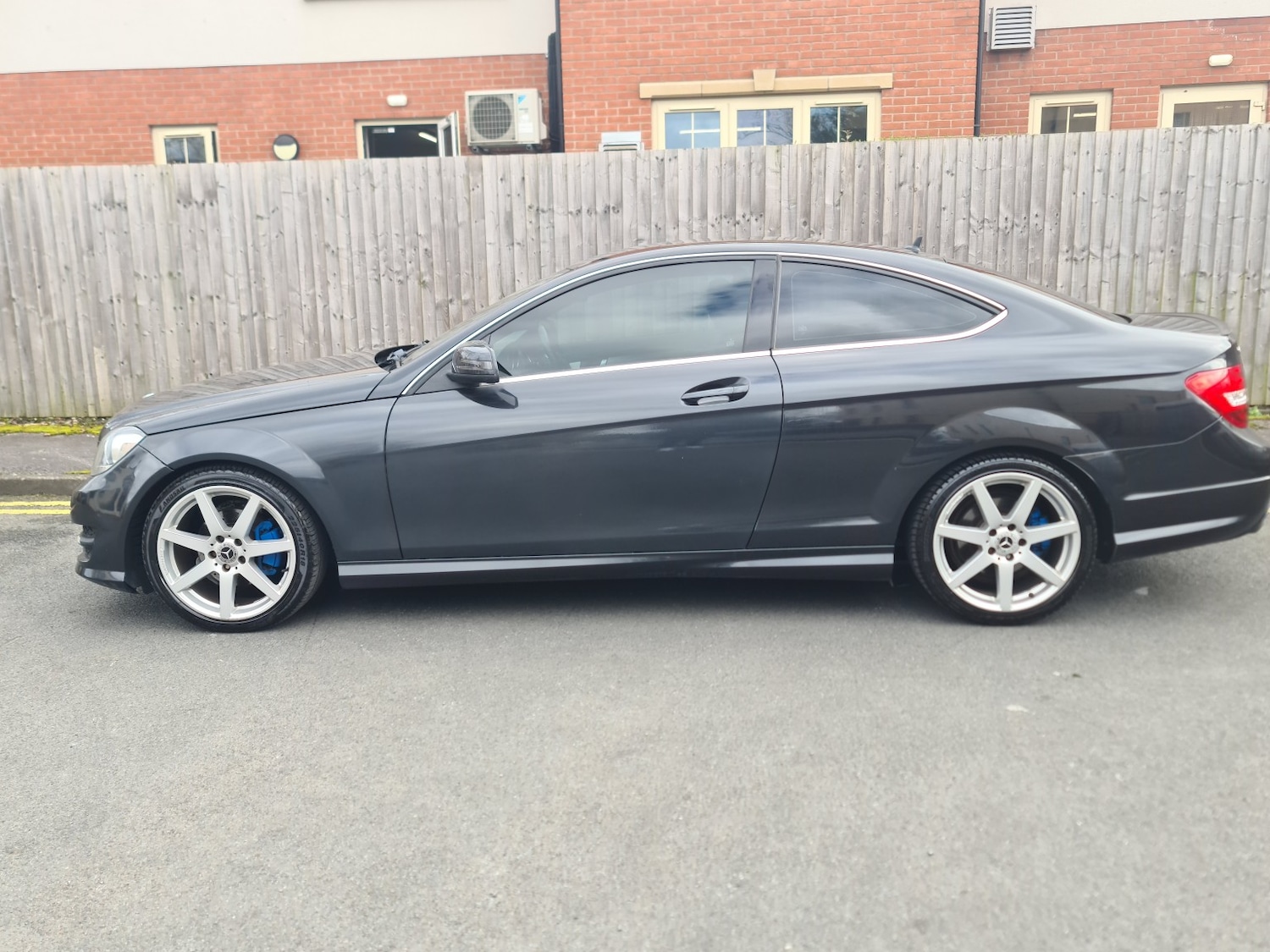 Used Mercedes-Benz C Class 2012 for sale - 77822290: Photo 4